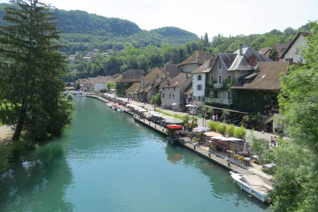 Le Portougais, Chalet A Chanaz, La Petite Venise Savoyarde Zewnętrze zdjęcie