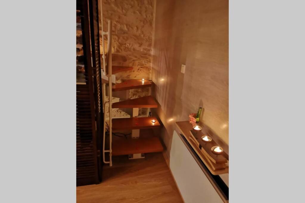 Le Portougais, Chalet A Chanaz, La Petite Venise Savoyarde Zewnętrze zdjęcie
